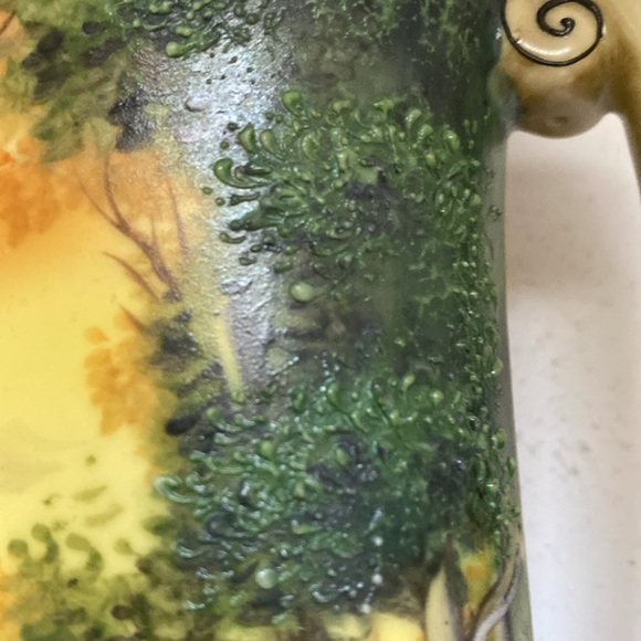 Noritake handpainted made in Japan vase. Moriage details. - Picture 3 of 8